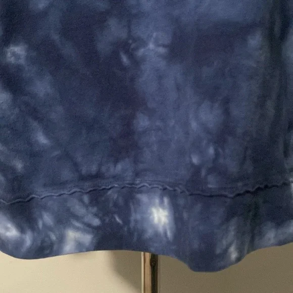 Time and Tru Tie Dye Women’s Top 100% Cotton Shades of Blue Sz M 8/10 - Picture 3 of 7